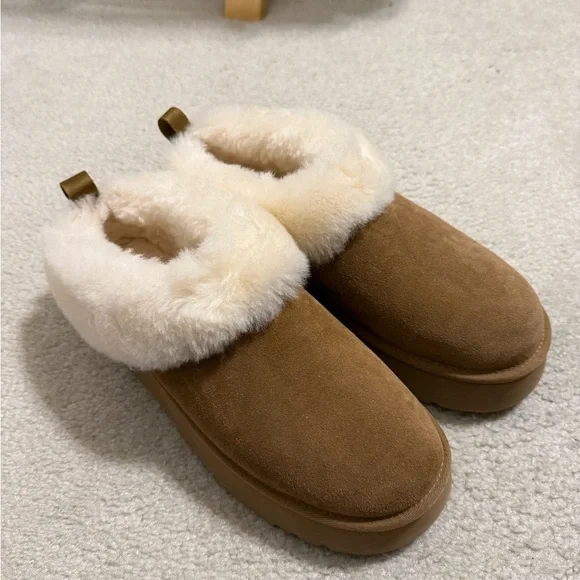 Cozy Tan Faux Fur Lined Women's Shoes - Picture 5 of 5